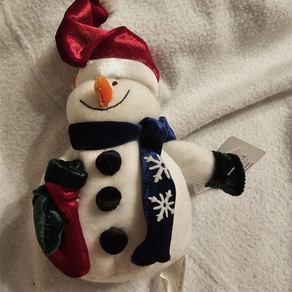 Bundle of Christmas decorations including vintage door hanger